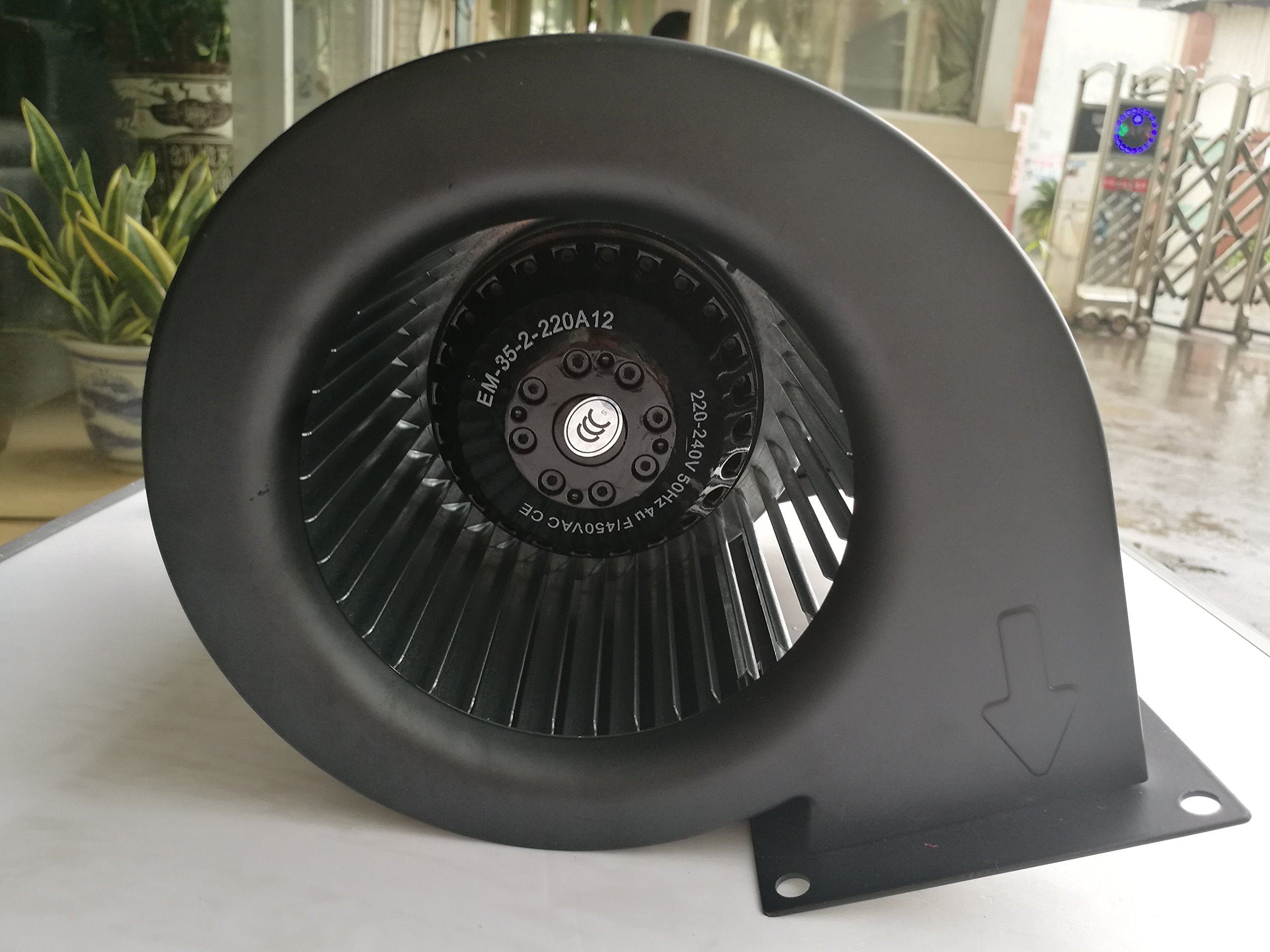 MorganGastro Centrifugal Blower, Rectangular Shaded Pole Specialty Blower with Flange, 500 CFM, 3300 RPM, 110V/60Hz, 1.5 amps - Image 2