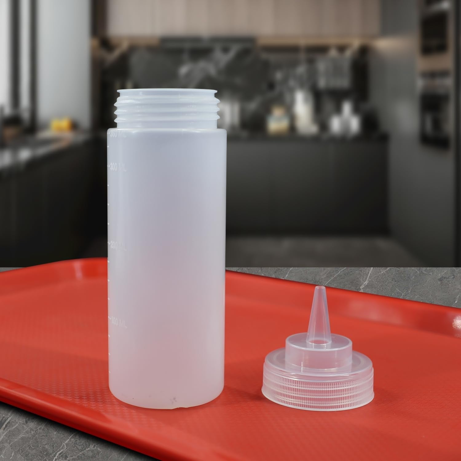 EasyRose Plastic Condiment Squeeze Bottles,Sauce bottle,Squeeze Bottle Dispenser,Refillable With Tip Cap,Set of 6 (32 oz) - Image 4